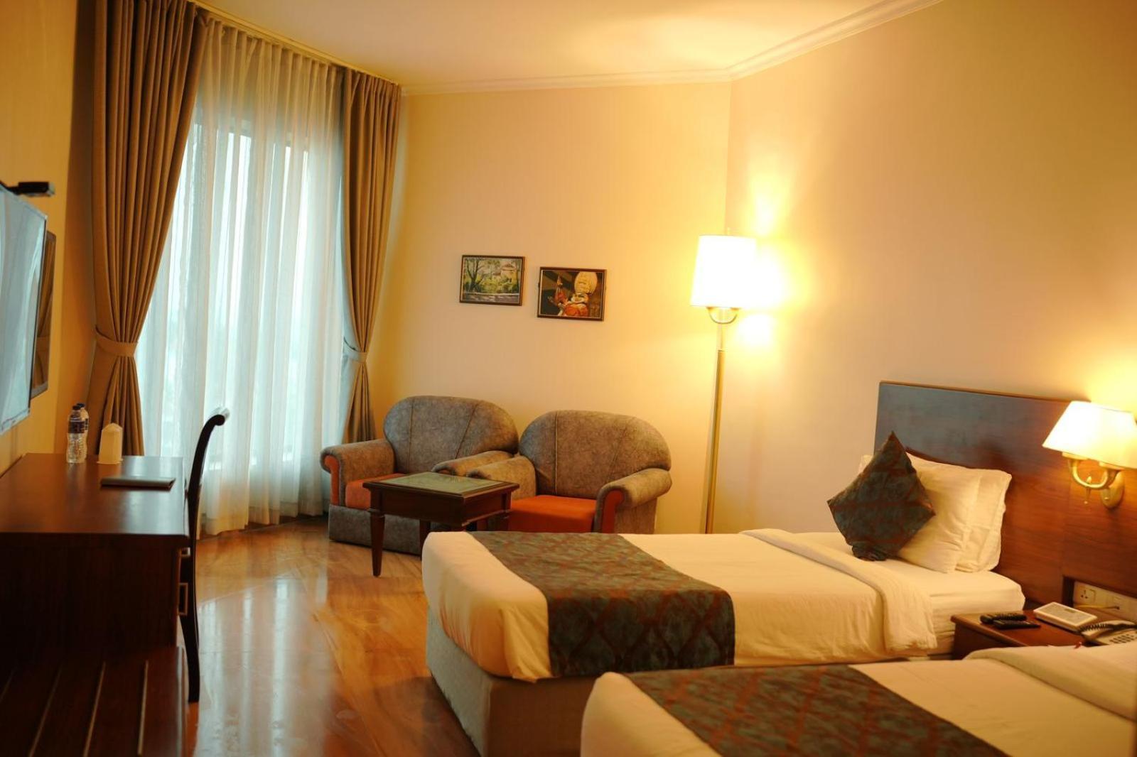The Quilon Beach Hotel And Convention Center Kollam Exteriör bild